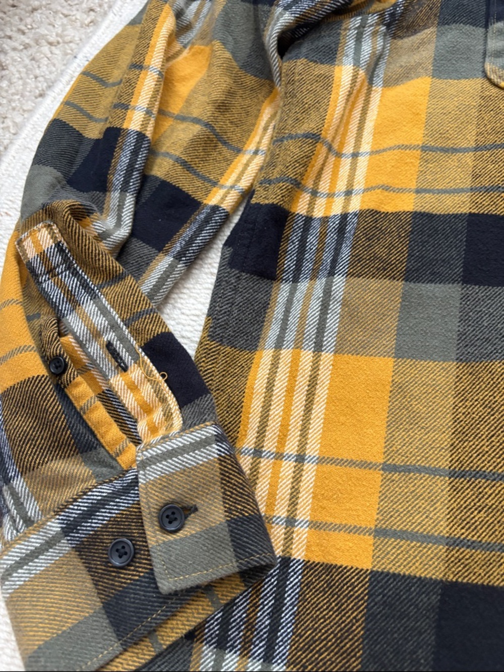 RVCA Button Down Flannel shirt - Picture 4 of 5